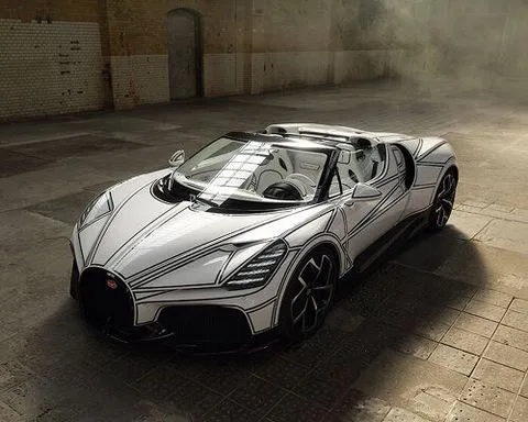 bugatti hand-paints digital linework across W16 mistral ‘blanc éternel’